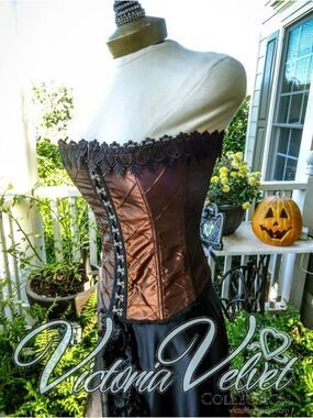 Tessa Metallic Copper Corset Festival Costume Steampunk Y2K  NOS 32
